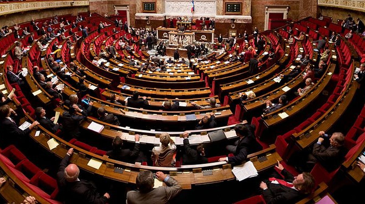 L'h&eacute;micycle de l'Assembl&eacute;e nationale