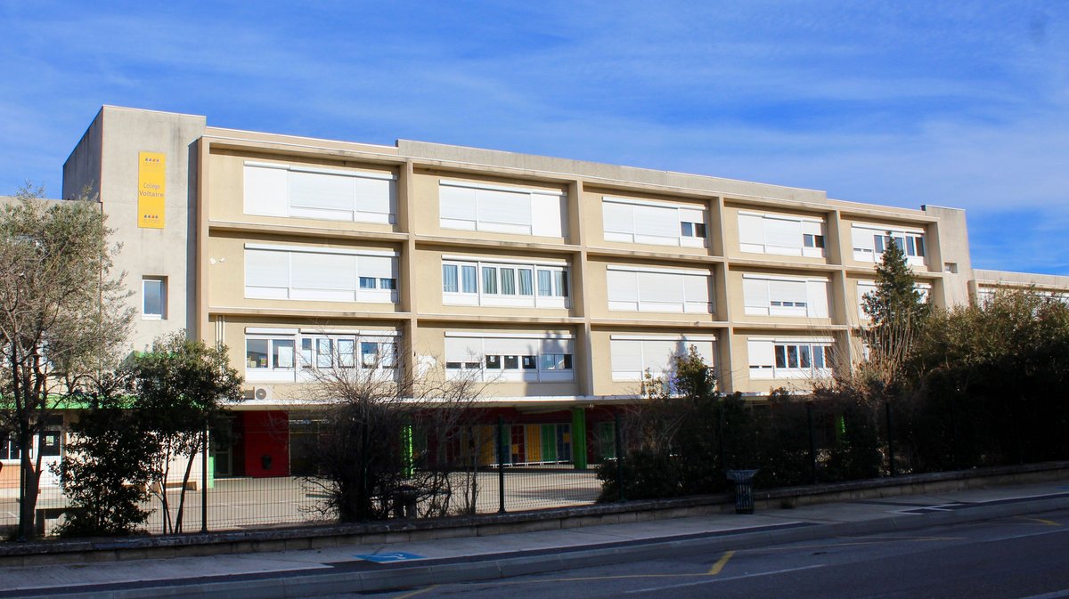 Le collège Voltaire de Remoulins. La capacité de l'établissement est de 690 élèves. En 2021, la prévision d’effectifs doit être ramenée à 596 collégiens.(Photo : Thierry Allard / Objectif Gard)