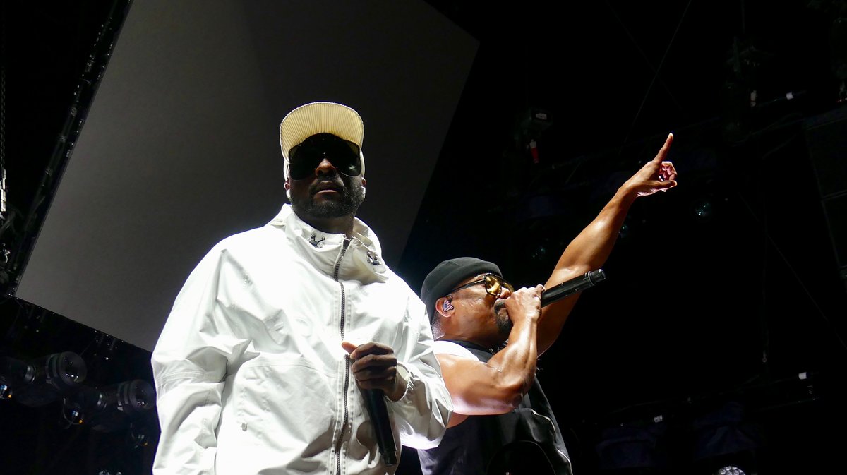 Will.i.am et Apl.de.ap des Black Eyed Peas &agrave; N&icirc;mes en 2022&nbsp;