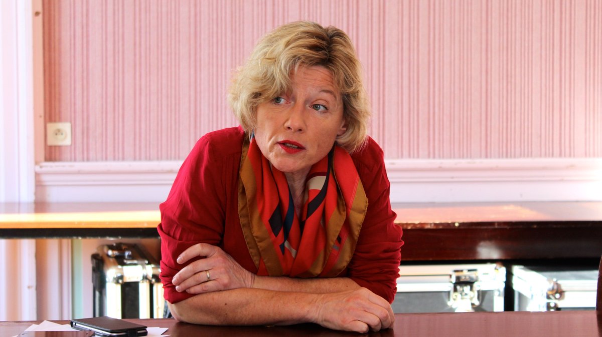 Pas d&eacute;clar&eacute;e candidate, Claire Lapeyronie a transmis des voeux d'espoir et d'apaisement &agrave; Pont-Saint-Esprit.&nbsp;