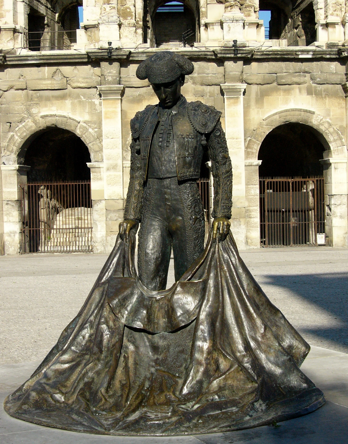 Ce dimanche à 15 h, Joselito en personne rendra hommage à Nimeno II devant sa statue, érigée sur le parvis des Arènes.
