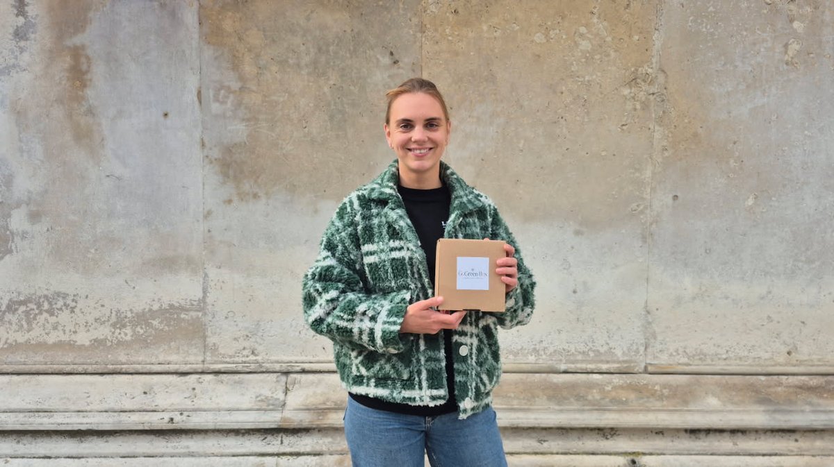 Zoé Balmelle et une de ses box