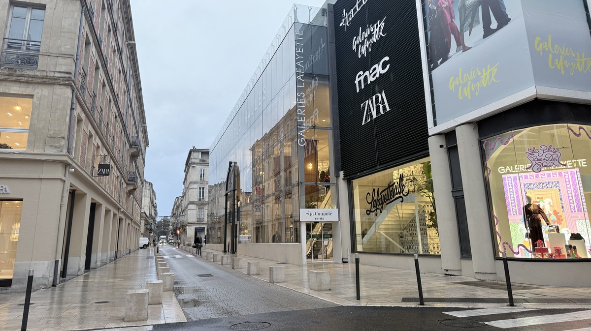 La coupole de N&icirc;mes