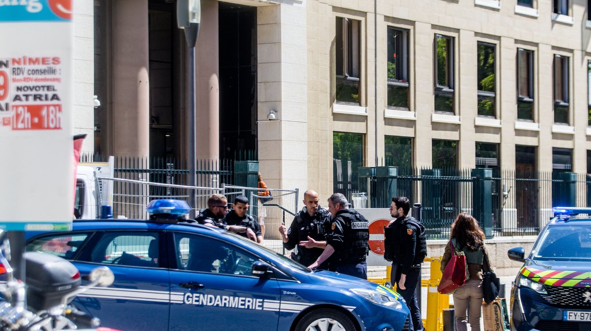 Violence sur mineure : tribunal de Nîmes