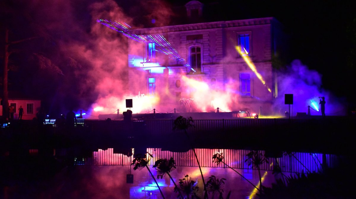 Show Laser et Concert – Site de la mairie de Pont Saint Esprit