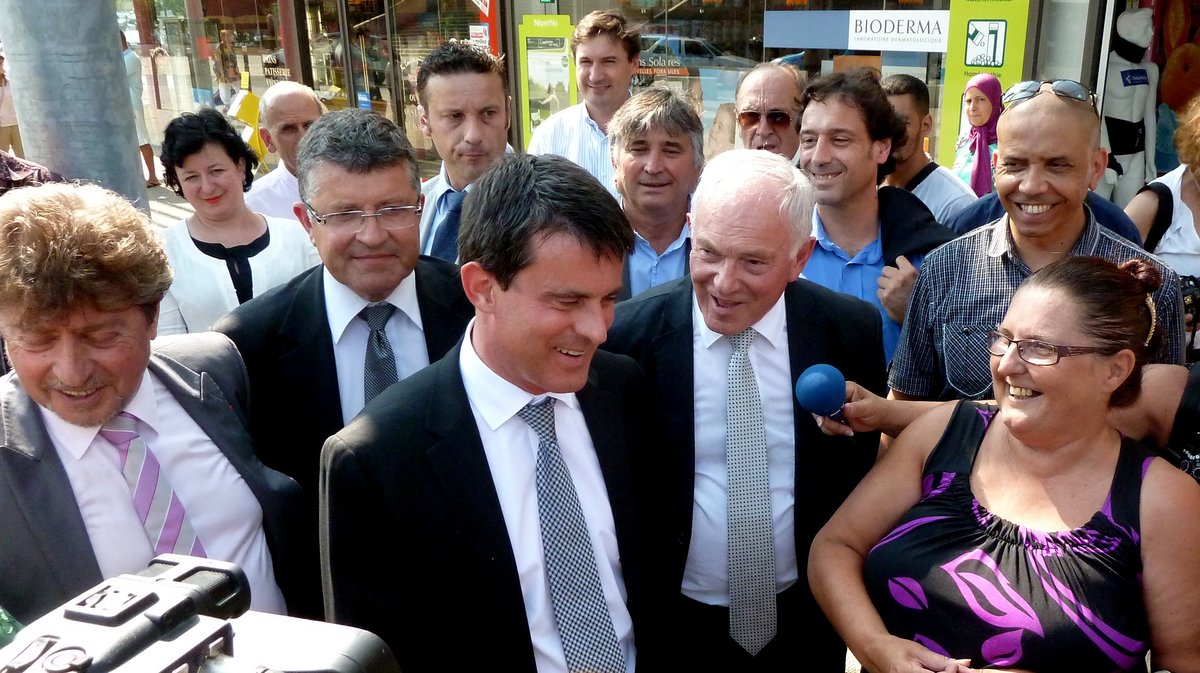 VISITE Manuel Valls, ministre de l'Intérieur, vient prendre la mesure