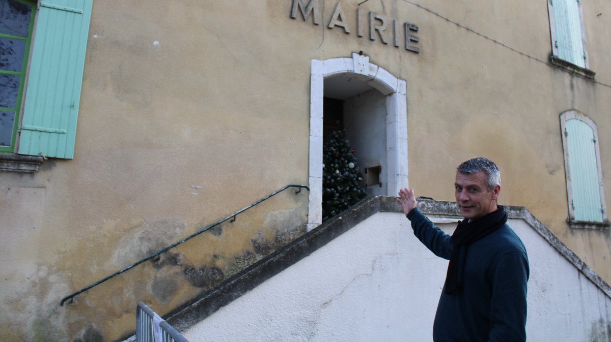 Fred Mahler maire goudargues ancienne mairie