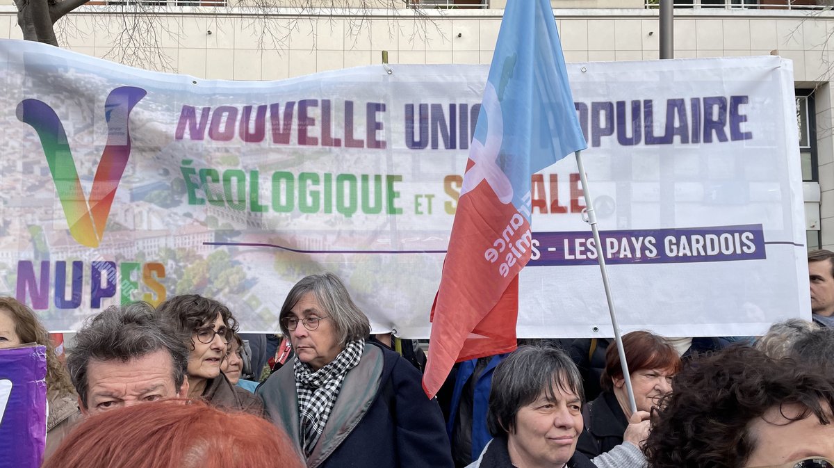 Dans le Gard, les militants et élus Nupes ont manifesté jeudi contre la réforme des retraites