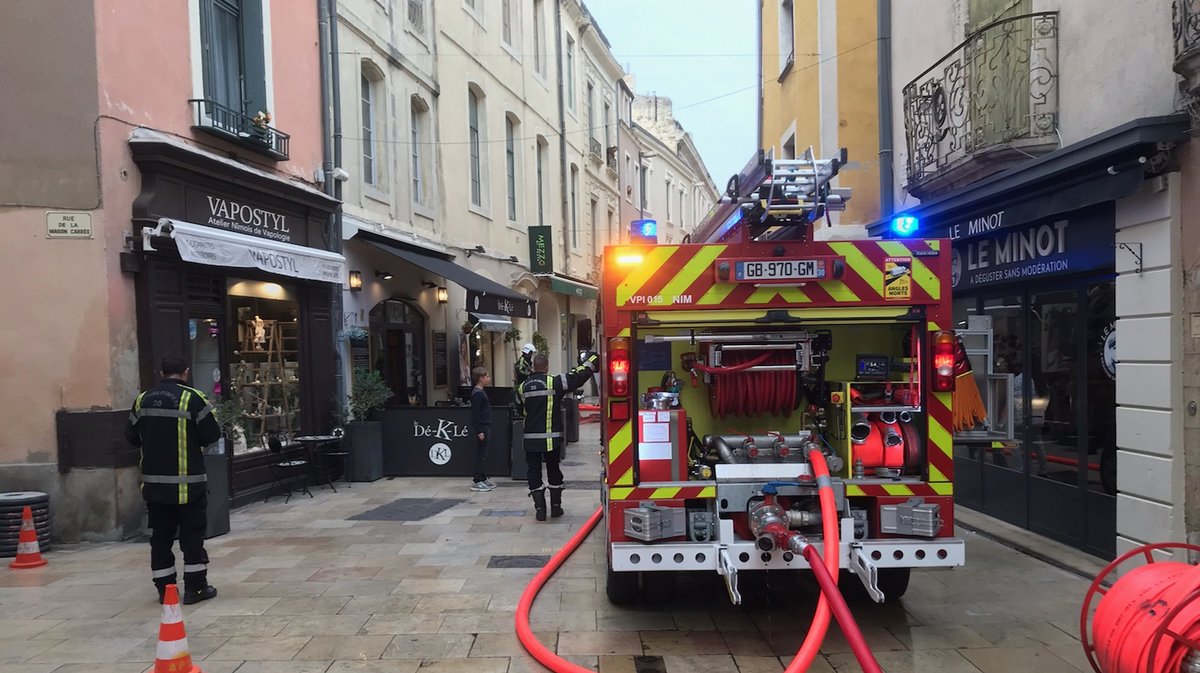 un feu dans un appartement rue de la madeleine à Nîmes