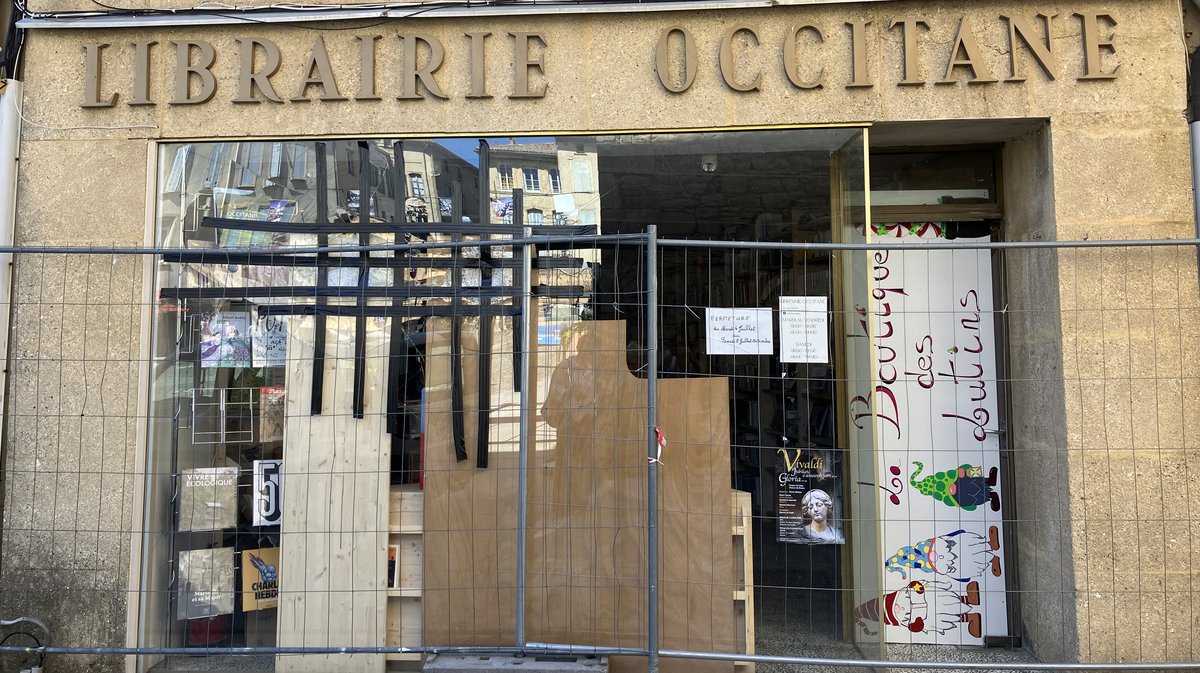 librairie occitane bagnols dégradations vitrine