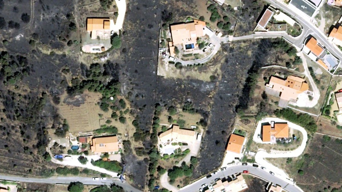 À Cerbère, le feu a contourné les habitations dont les abords avaient été débroussaillés