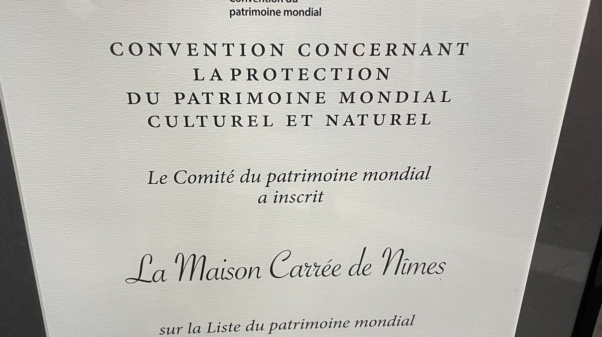 Remise du certificat de l'inscription à la liste du patrimoine mondial de l'Unesco pour la Maison carrée de Nîmes en 2023 (Photo Anthony Maurin).