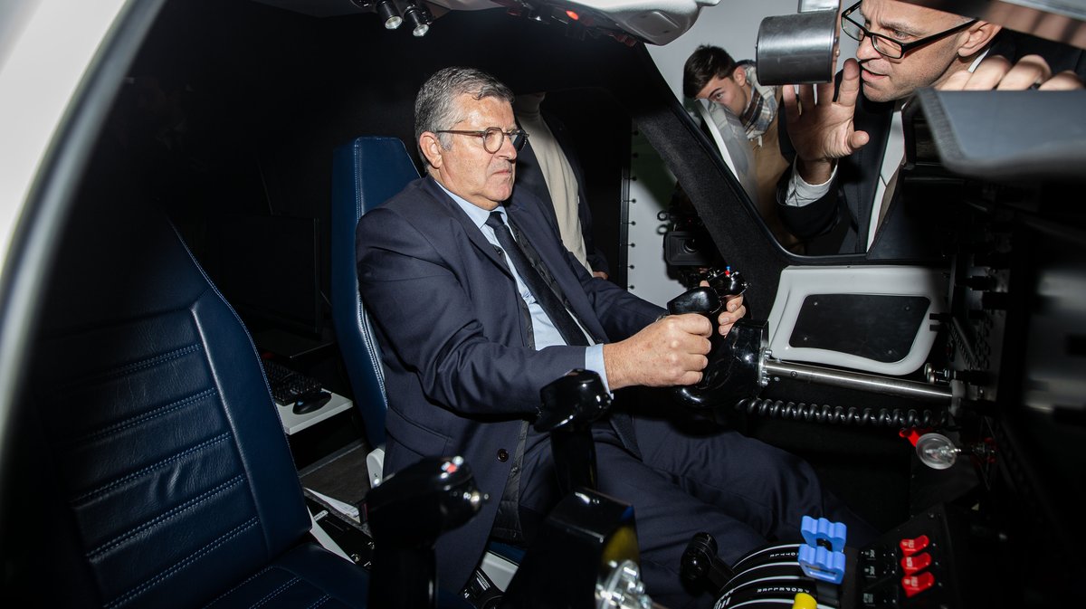 Franck Proust a décollé aux commandes du simulateur