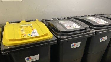 Poubelle tri sélectif ordure ménagère Suez Nîmes Métropole