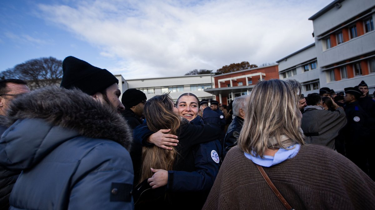 La cérémonie de sortie des 194 nouveaux policiers adjoints vient de se dérouler à l’école de Police de Nîmes.