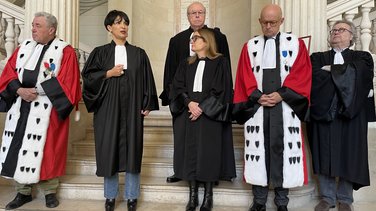 hommage badinter khadija aoudia tribunal avocat