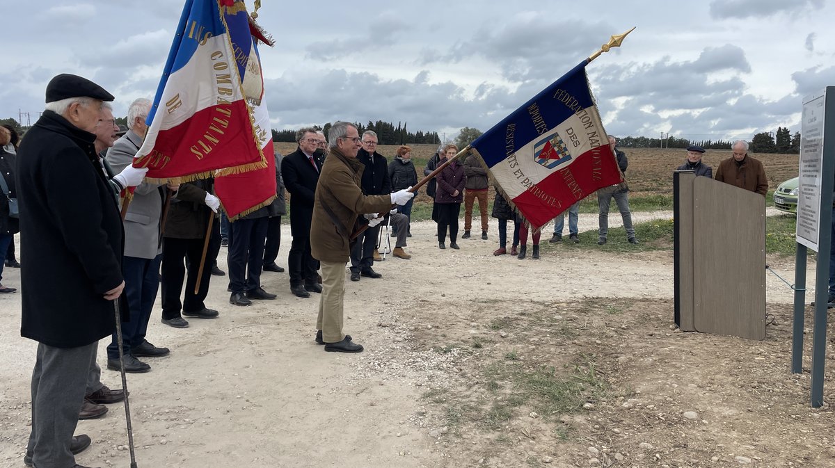 inauguration de la plaque en hommage aux 15 Pendus de Nîmes à Jonquières-Saint-Vincent 2024 (Photo Anthony Maurin)