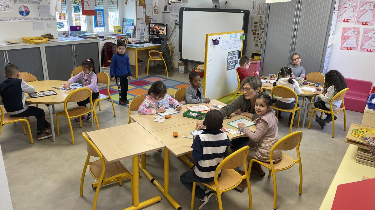 Les petits élèves sont heureux à l'école Emile-Gauzy ! (Photo Anthony Maurin)