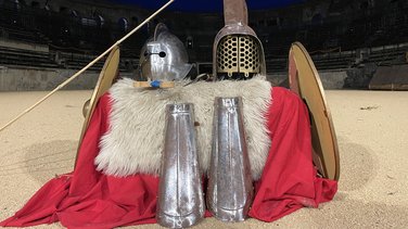 Une visite aux flambeaux dans les arènes de Nîmes (Photo Anthony Maurin)