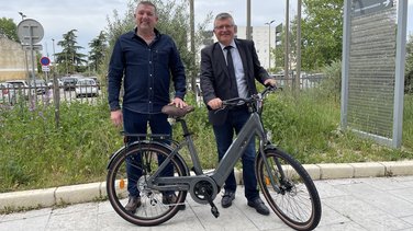 mai à vélo