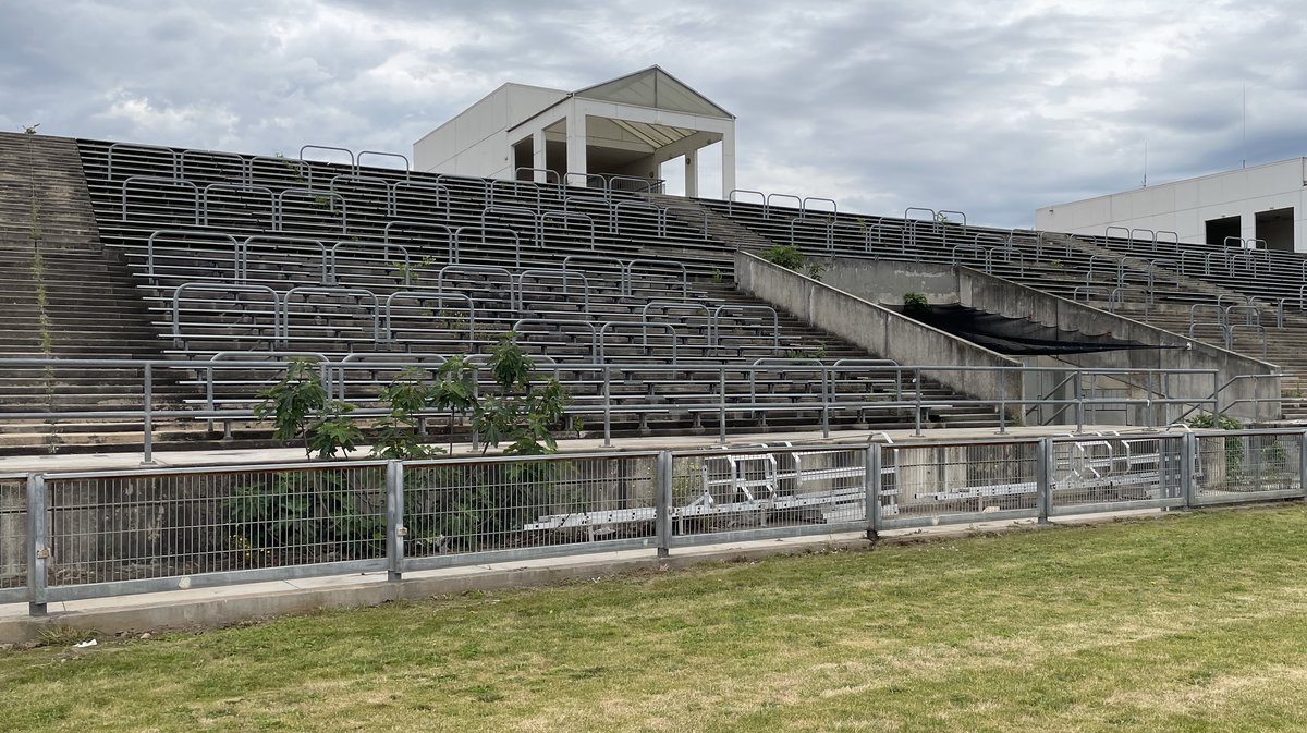 stade des costières abandon tribune