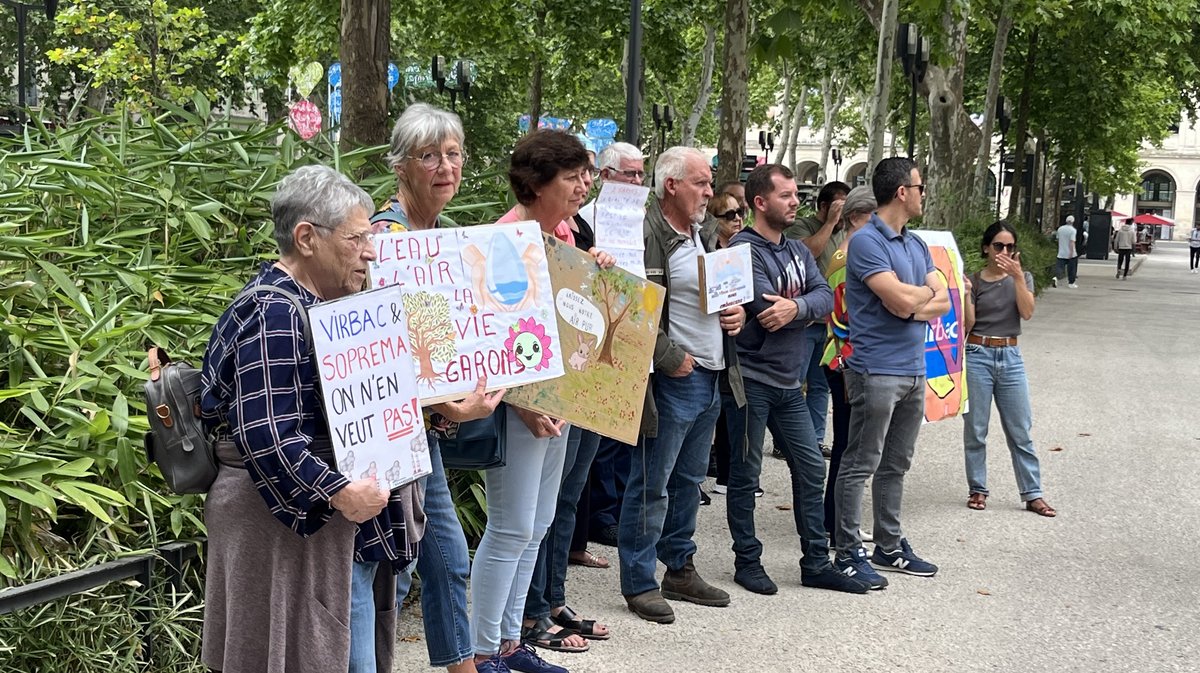 NÎMES Une association garonnaise manifeste devant la préfecture contre le projet Virbac