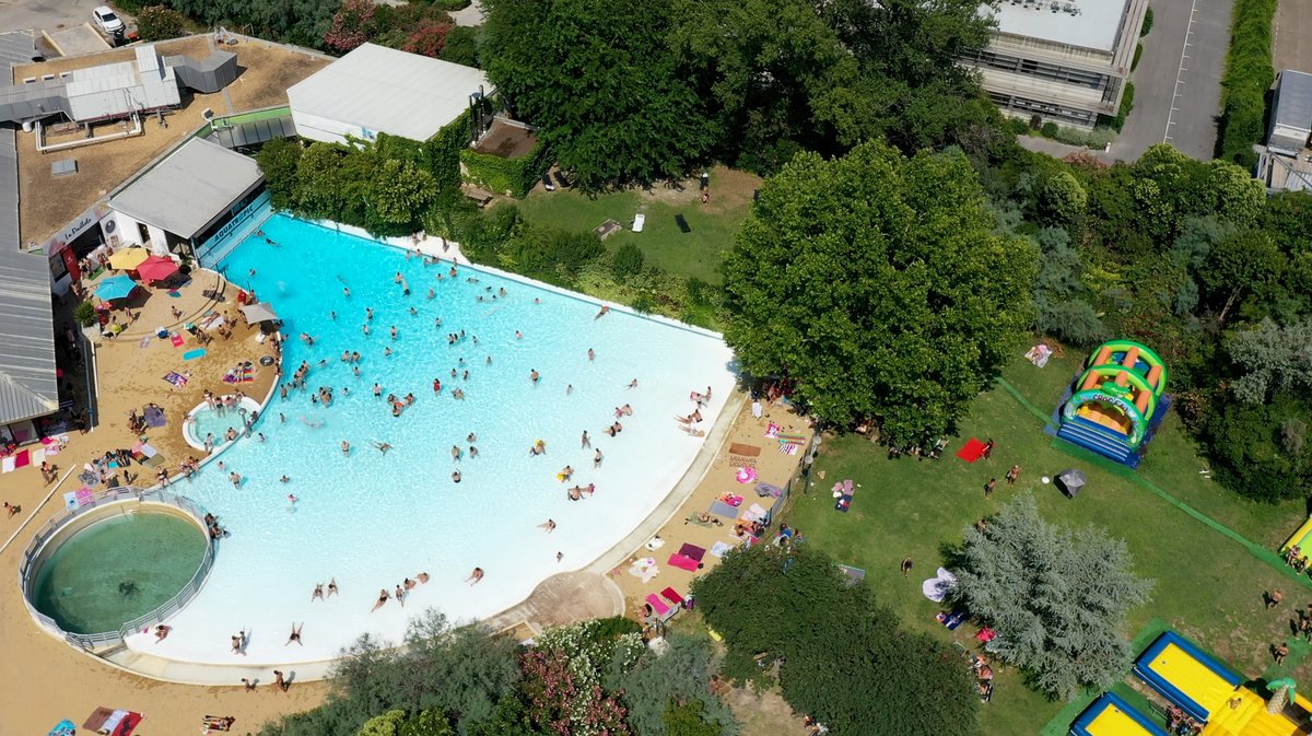 La piscine extérieure d'Aquatropic