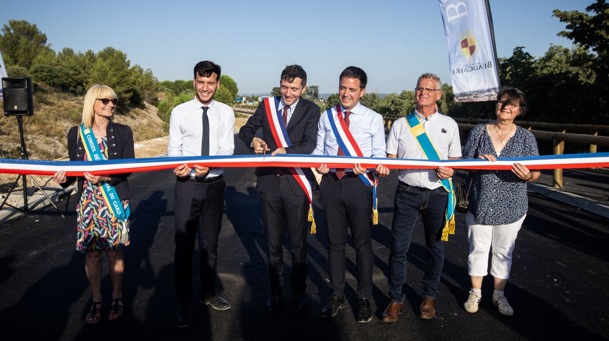 Beaucaire entrée de Ville Julien Sanchez