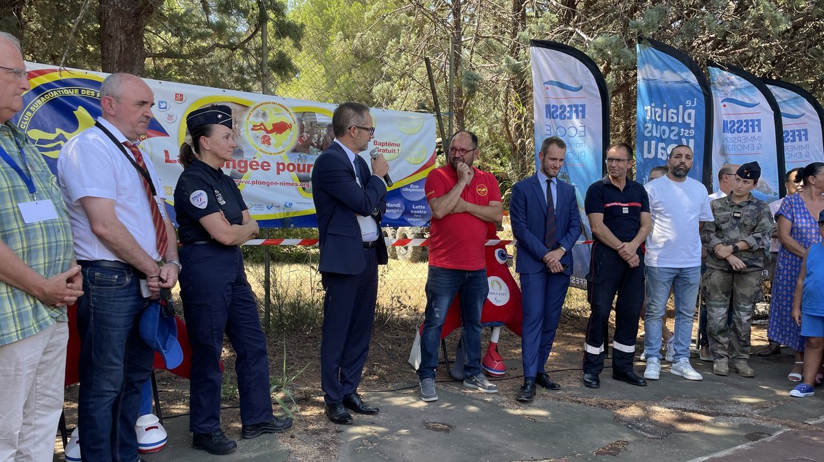 Stage d’aisance aquatique pour rencontrer policiers, pompiers et militaires à l'ENP de Nîmes en juillet 2024 (Photo Anthony Maurin)