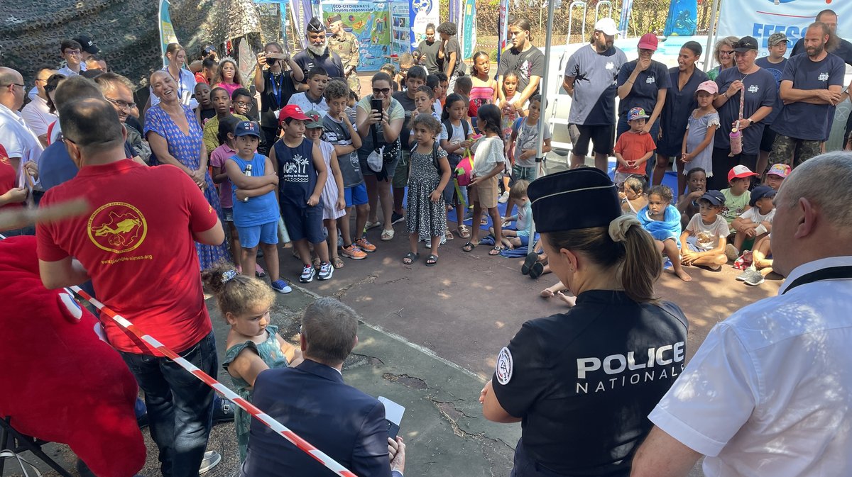 Stage d’aisance aquatique pour rencontrer policiers, pompiers et militaires à l'ENP de Nîmes en juillet 2024 (Photo Anthony Maurin)