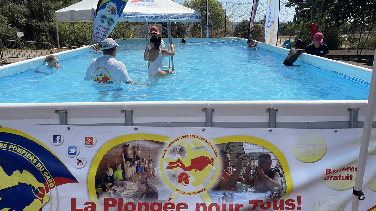 Stage d’aisance aquatique pour rencontrer policiers, pompiers et militaires à l'ENP de Nîmes en juillet 2024 (Photo Anthony Maurin)