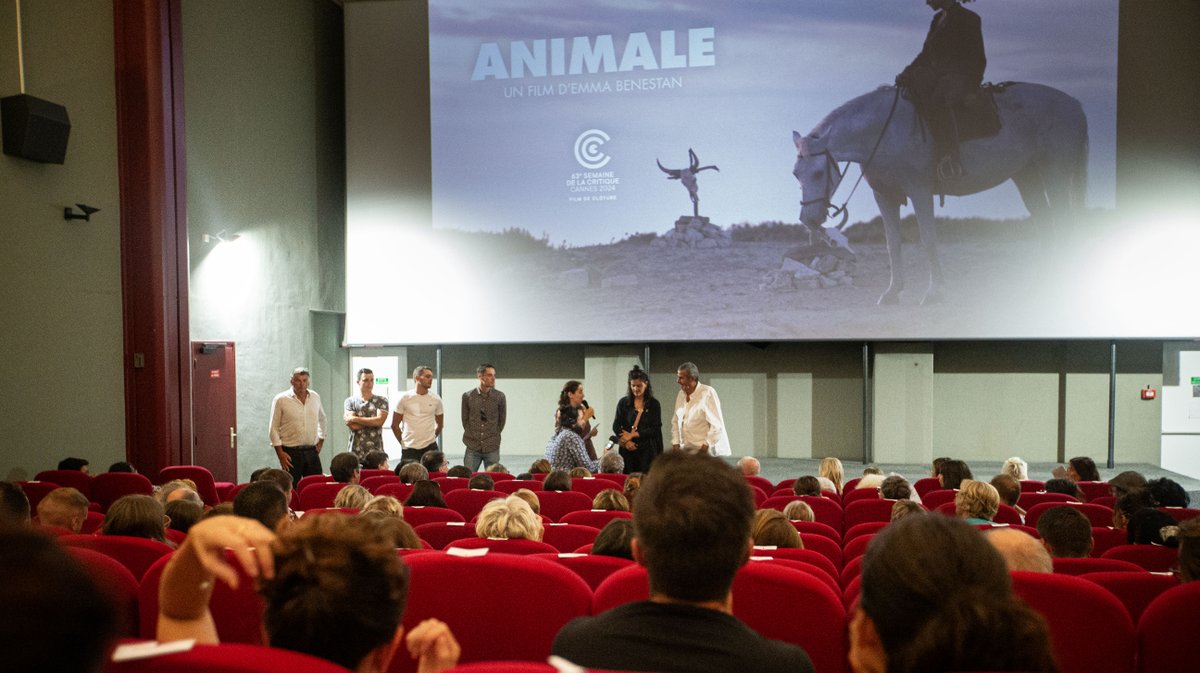 Animale, avant-première à Aigues-Mortes : l'équipe du film autour d'Emma Benestan