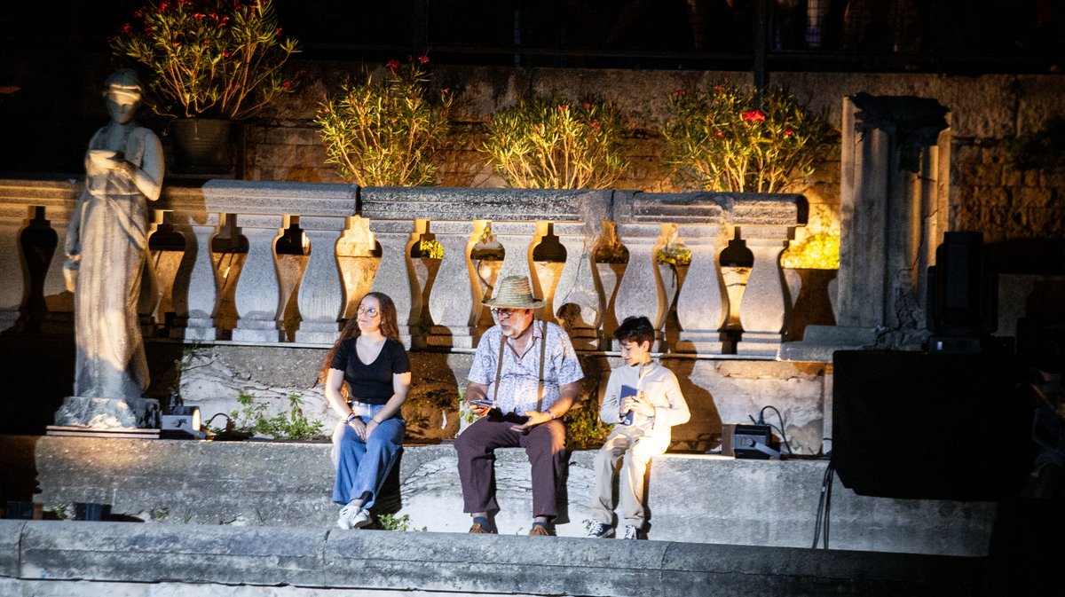 arenes nimes legendes jardins (yp)