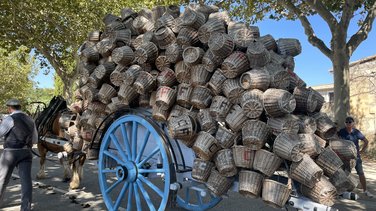 Défilé festival de la vannerie Vallabrègues