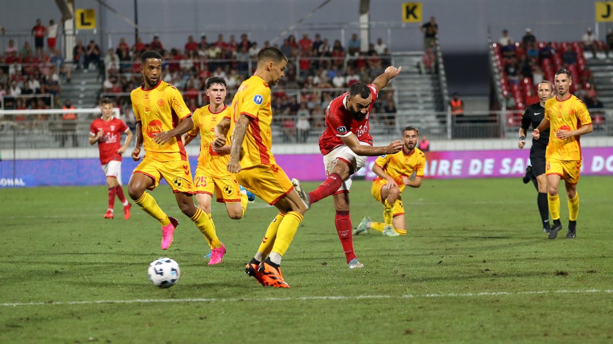 Oussama Abdeldjelil, Nîmes Olympique