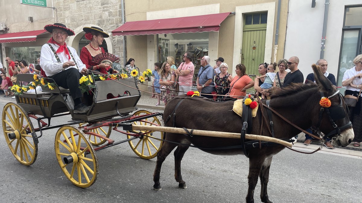 Défilé féria Saint-Gilles