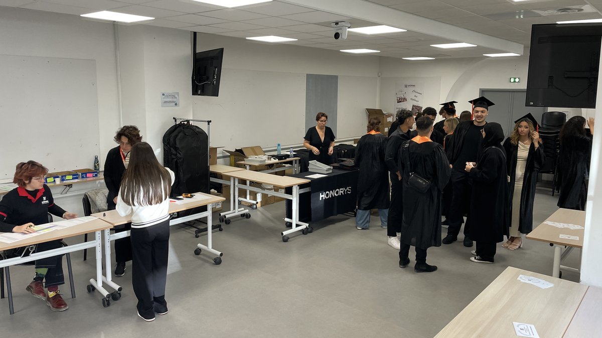 Remise des diplômes 2024 de l'université Nîmes (Photo Anthony Maurin)