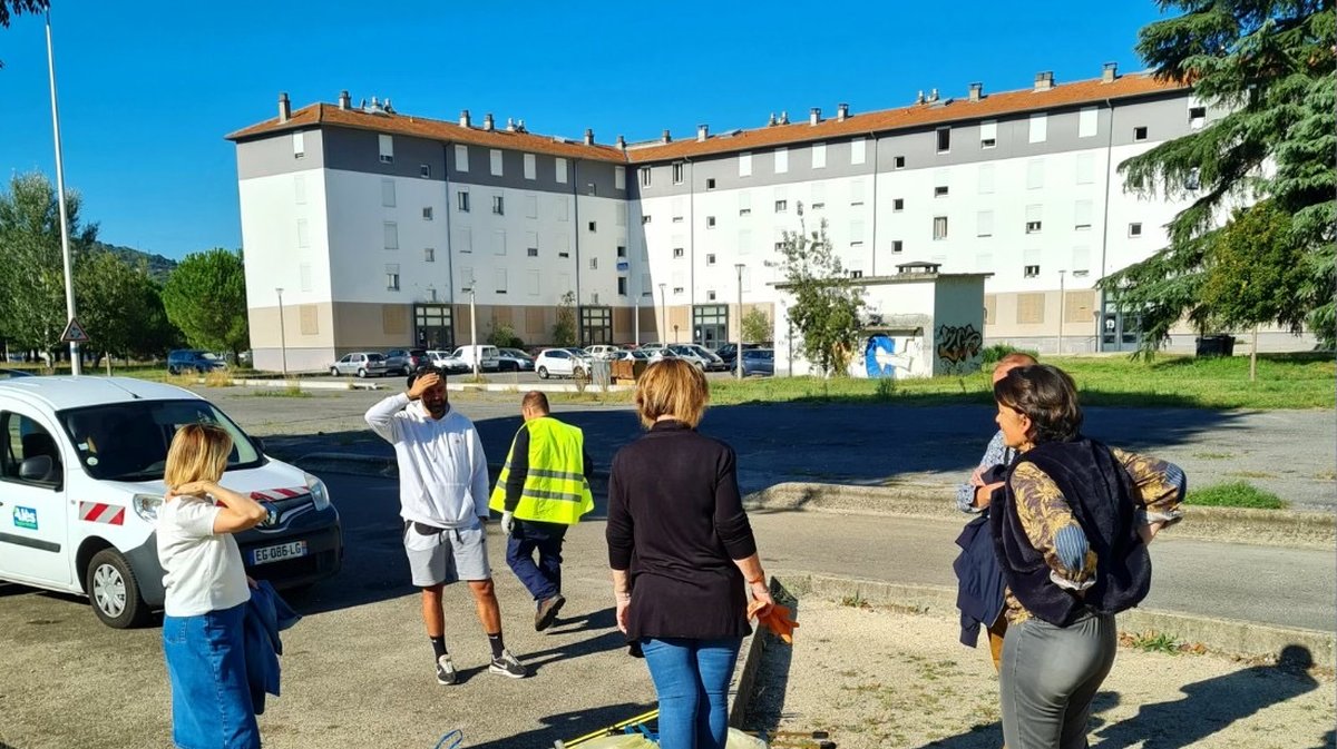 Ramassage déchets quartiers Alès