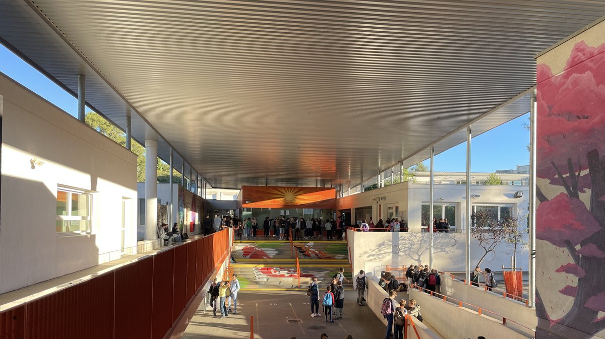 Mise en place dispositif DAR autisme collège Jean-Rostand Nîmes 2024 (Photo Anthony Maurin)