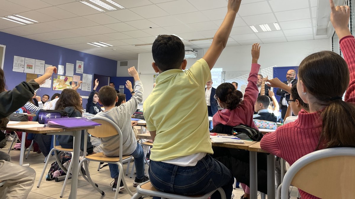 Mise en place dispositif DAR autisme collège Jean-Rostand Nîmes 2024 (Photo Anthony Maurin)