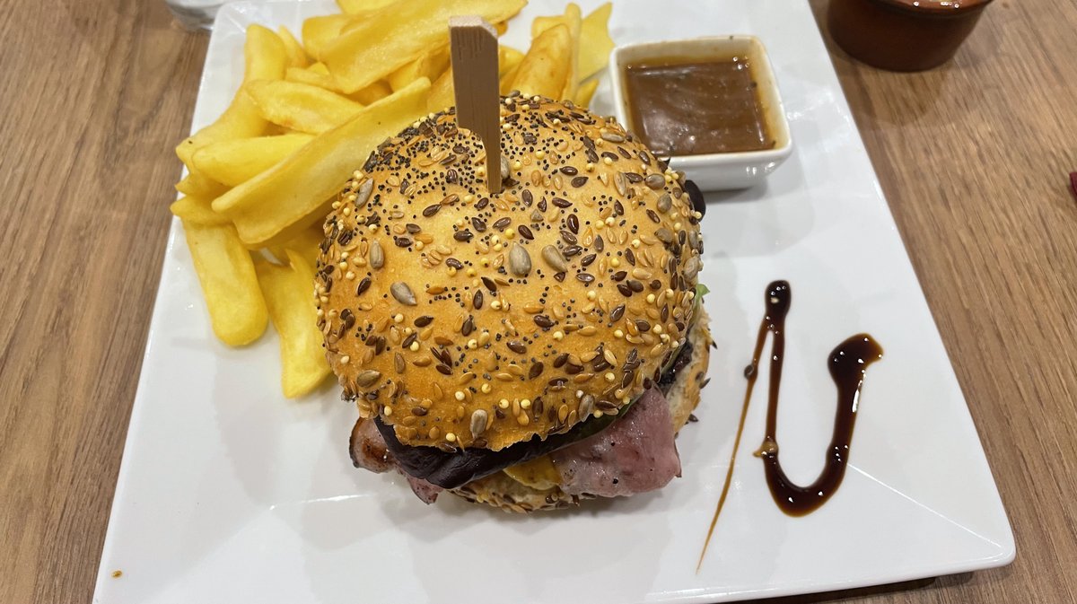 Le "Jibi", le burger à tester