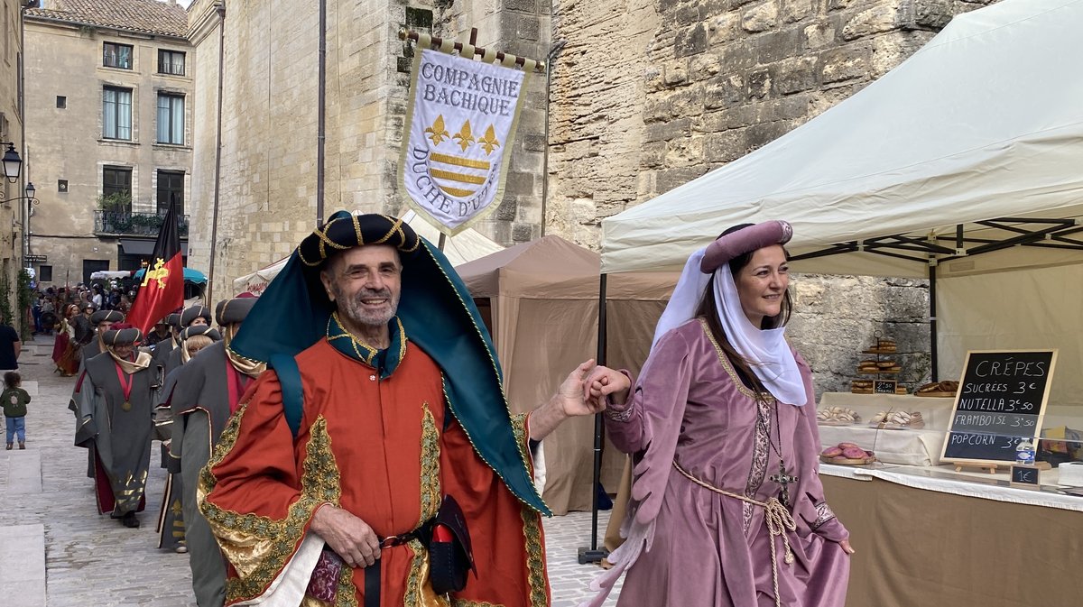 Le défilé aux fêtes Médiévales d'Uzès.