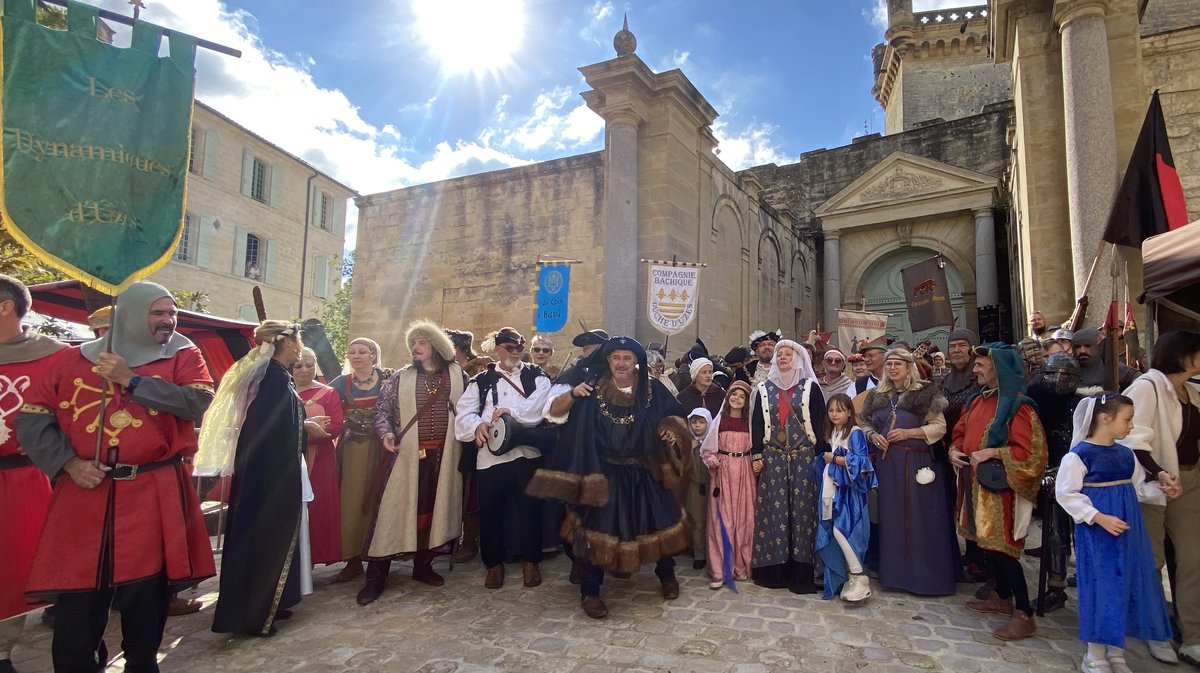 Le défilé aux fêtes Médiévales d'Uzès.