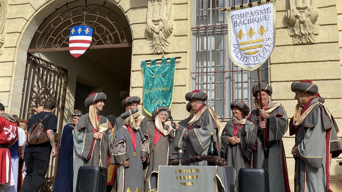 Le défilé aux fêtes Médiévales d'Uzès.