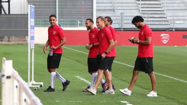 nîmes olympique reconnaissance pelouse