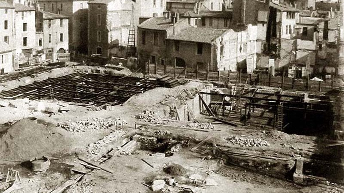 chantier de construction des Halles de Nîmes (Photo collection Ville de Nîmes)