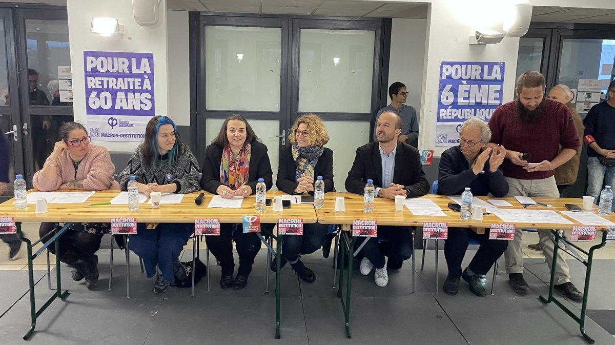 La France Insoumise Manuel Bompard Laure Pellet, Mathilde Houget, Leïla Taamal, Victoria Hunter Nîmes novembre 2024 (Photo Anthony Maurin)