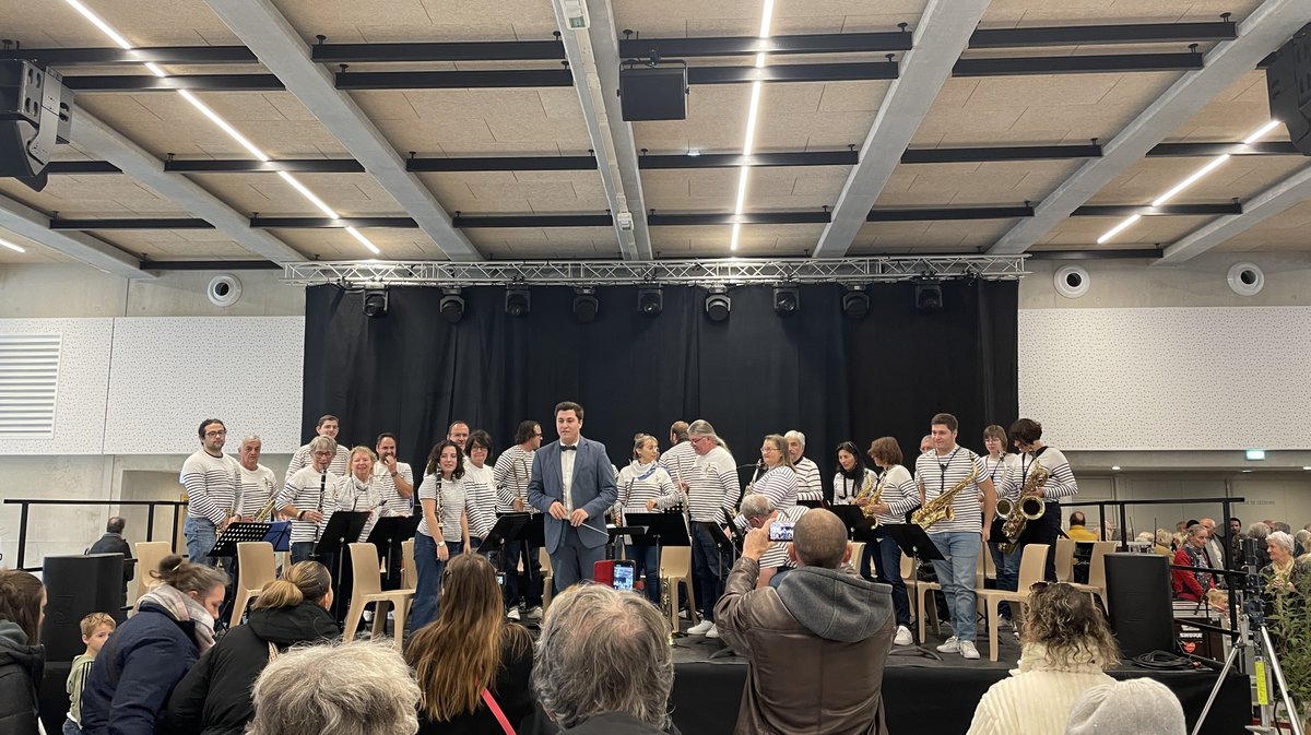 Inauguration médiathèque du grau du roi et salle des fêtes et des rencontres l'Agora