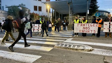 La sécurisation du collège Les Oliviers pour les élèves piétons pose un problème (Photo Anthony Maurin)