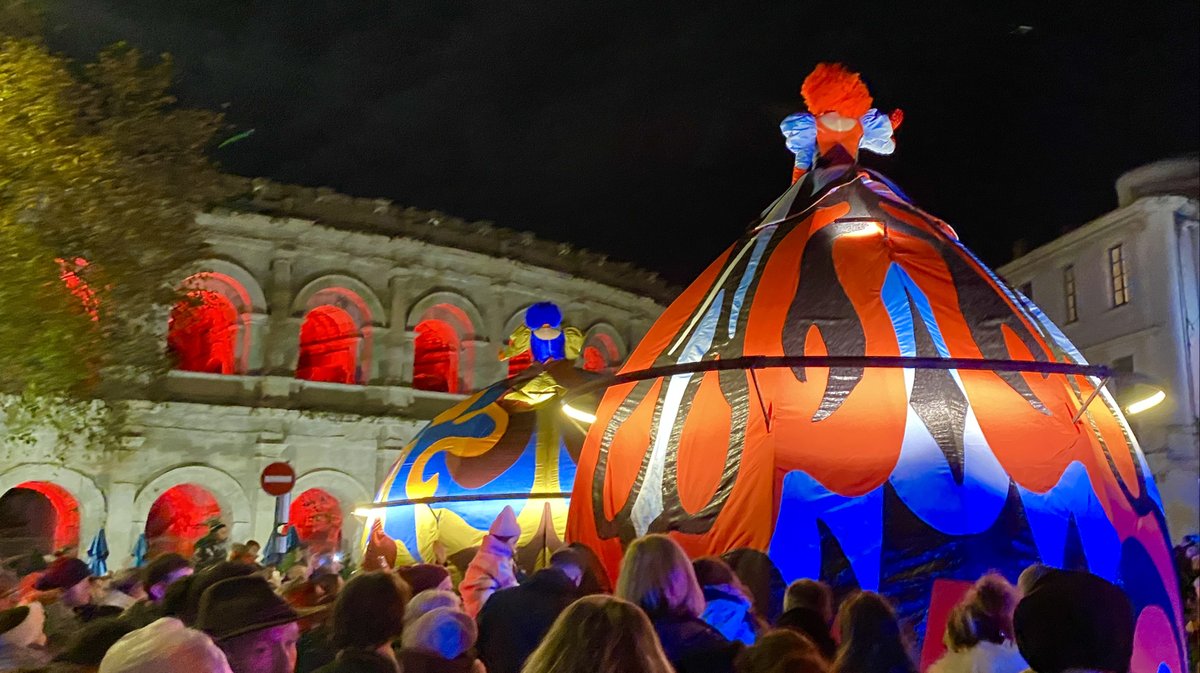 spectacle “Les poupées géantes”